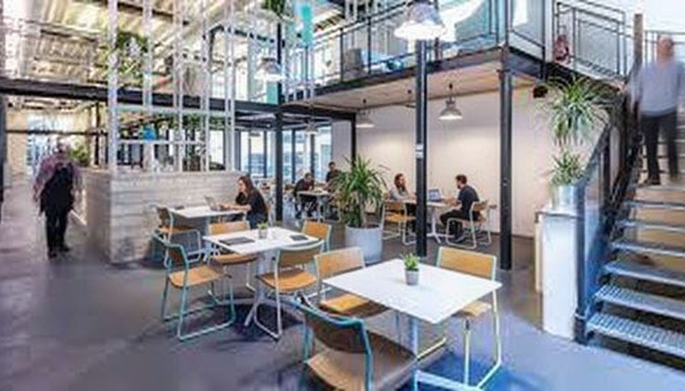 image from Coworking Räume in der Schweiz: Wie du Flexibilität, Gemeinschaft und Nachhaltigkeit für deinen Arbeitsalltag gewinnst